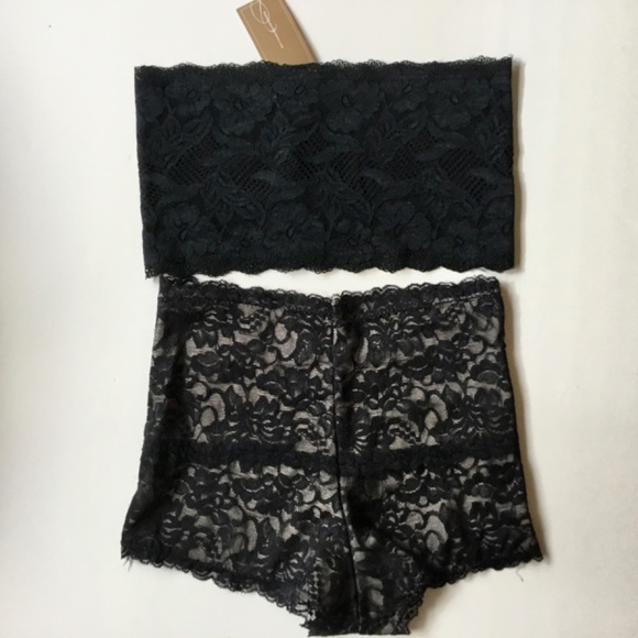 NWOT Lace Tube Top & Shorts in Black with neutral lining Color in Shorts - Picture 5 of 5